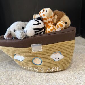 Ebba Aurora Plush Take Along Noah's Ark Playset Lion Elephant  Zebra Giraffe￼